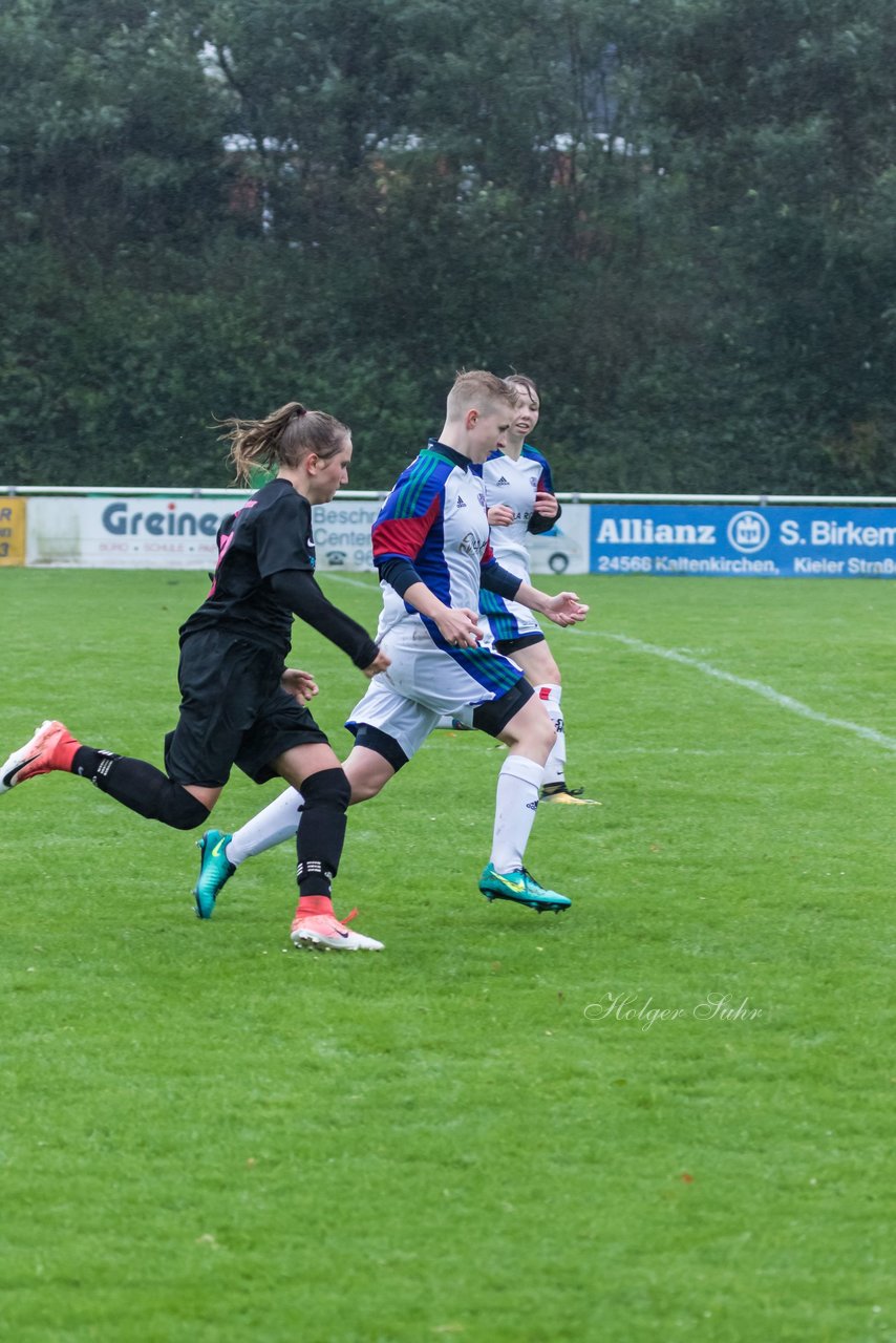 Bild 327 - B-Juniorinnen SV Henstedt Ulzburg - MSG Steinhorst Krummesse : Ergebnis: 4:0